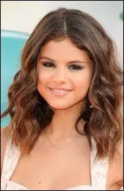 Qui est cette chanteuse ?