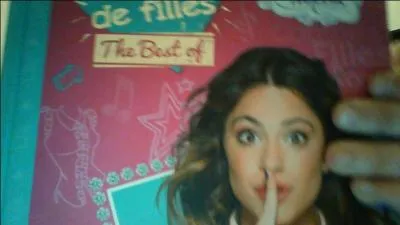 Comment s'appelle l'actrice qui joue Violetta ?