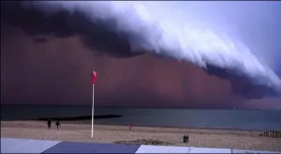 Ce nuage génère des tempêtes, quel est son nom ?