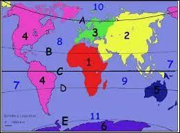 Sur quel continent se situe successivement chacun de ces sommets ? Everest, Mont Kilimandjaro, Mont Blanc. Désignez la bonne proposition ci-dessous.