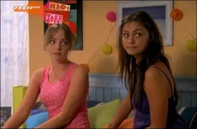 Qui est sur cette photo ? Et quel est leur lien ?