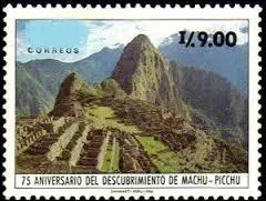 Ce timbre vous donne les indications utiles permettant de trouver le pays où se situe ce célèbre site :