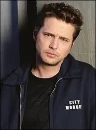 Comment s'appelle ce personnage ?