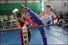 Dans le jargon de la boxe française, comment nomme-t-on les pratiquants et pratiquantes de cette discipline ?