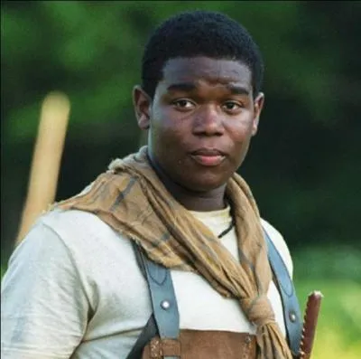 Et ce garçon au tablier ?