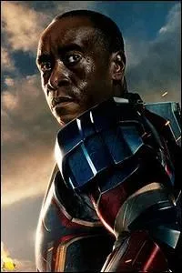 Cet acteur reprend le rôle qu'il tenait dans la saga "Iron Man", celui de War Machine. Qui est-il ?