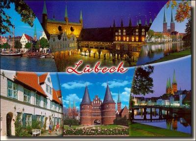 Voici une jolie carte postale de Lübeck, port de la mer Baltique, qui se trouve...