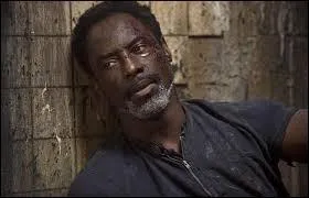 Où se retrouve Jaha quand il arrive sur la Terre ?