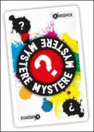 Je suis souvent en carton et rectangulaire, je suis gardée par des personnes qui souhaitent se souvenir de mon propriétaire. Que suis-je ?