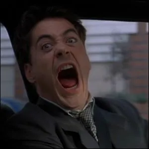 En 1993, il joue dans une comédie fantomatique dans laquelle quatre adultes morts dans un accident de voiture peuvent pénétrer dans la conscience d'un bébé ! De quel film s'agit-il ?