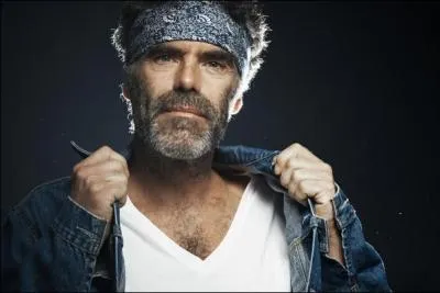 Le festival "Les Heures vagabondes" accueille le retour d'un chanteur reggae français pour un des quatorze concerts programmés. De qui s'agit-il ?