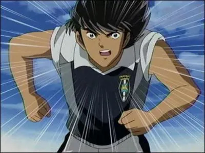 Je suis l'un des principaux rivaux du personnage principal. Je suis un attaquant au sein de l'équipe de foot de la Tôhô. Qui suis-je ?