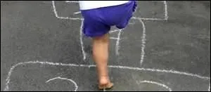 Quelle est l'origine du mot marelle ?