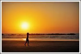 Quelle chanteuse interprète "Au Soleil" dans les années 2000 ?