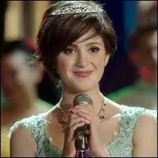 Monica est-elle élue "Reine du bal" ?