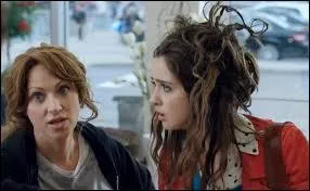 Qu'est-il arrivé à sa robe et à ses chaussures ?