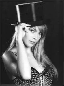 Quel  role joue-t-elle ?