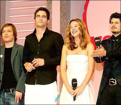 Avec qui est mathis ?