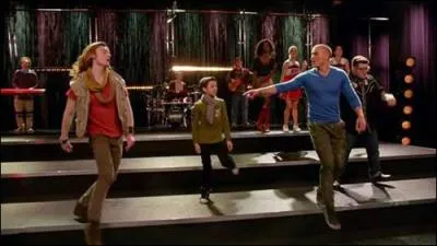 Quelle chanson reprennent les newbies devant Will ?