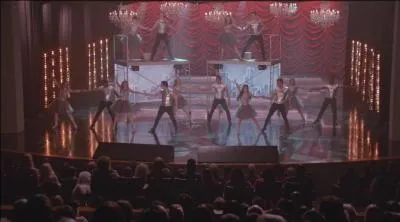 Quel est le premier titre que reprennent Vocal Adrenaline aux Sélections Communales ?