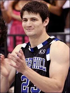 Quelle est la passion de Nathan Scott ?
