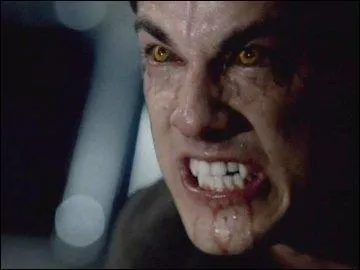 Dans quel épisode Tyler se fait-il transformer en hybride par Klaus ?