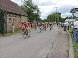 Cette course cycliste se d&eacute;roule &agrave; Cintray. Commune de Haute-Normandie, elle se situe dans le d&eacute;partement ...