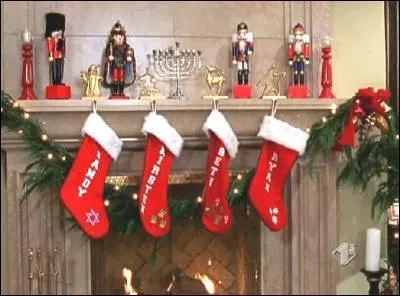 Quelle fête inventée par Seth célèbre les Cohen ?