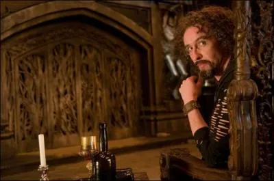 Il y a quelques dieux qui possèdent un nom romain. Celui de Hadès est...