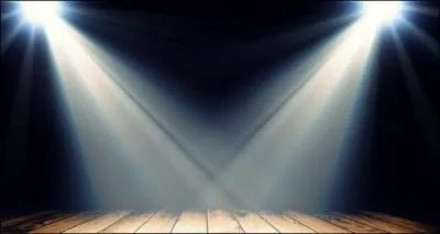 Vrai ou faux ? La Lune émet par elle-même de la lumière.