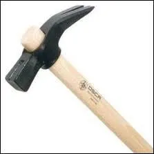 1) Manche : partie allongée d'un outil par laquelle on le tient.
2) Manche : partie d'un vêtement qui entoure le bras.