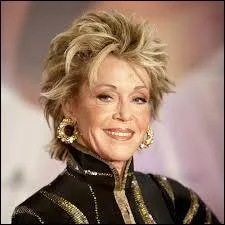 En juillet 1972, quelle actrice s'exprime sur la radio Hanoï pour dire "non" à la guerre du Viêt Nam ?