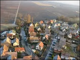 Village alsacien de l'arrondissement de Colmar-Ribeauvill&eacute;, Widensolen se situe dans le d&eacute;partement ...