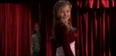 Dans quelle(s) série(s) a-t-elle joué étant enfant ?