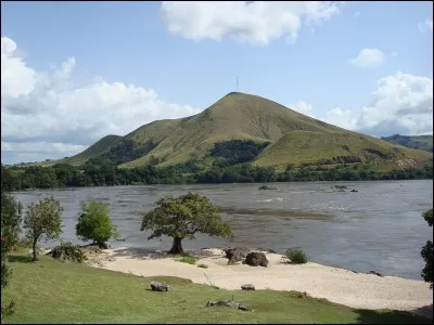 Parmi ces villes, laquelle n'est pas une capitale ?