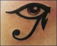 Si un médecin agissait contrairement aux écrits médicaux transmis par les médecins savants, il pouvait être accusé et condamné à mort.