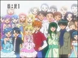 Que chantent tous les personnages connus par les princesses sirènes dans le dernier épisode ?