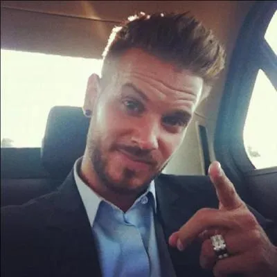Comment s'appelle réellement M.Pokora ?