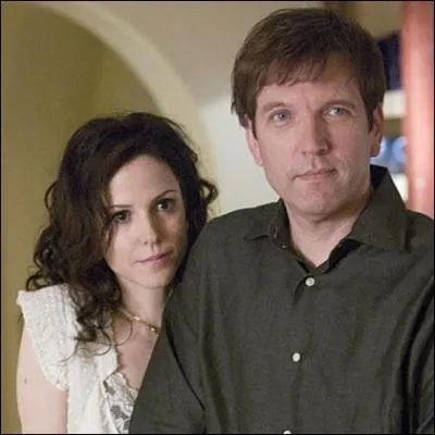 Où et quand Nancy rencontre-t-elle Peter ?