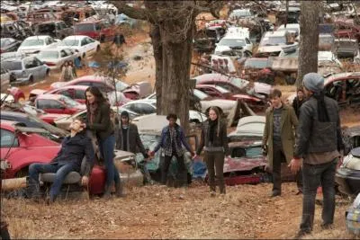 Qui est le chef du clan des "Voyageurs" ?