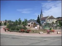 Varennes-sous-Dun, en Saône-et-Loire, est une commune de la région ...