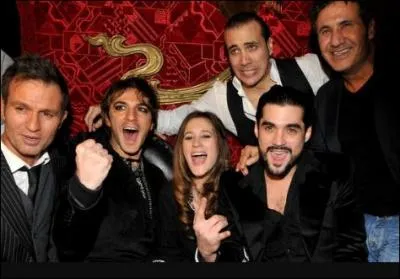 Avec quelle danseuse a-t-il été en couple ?