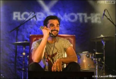 Quel est le nom de son groupe ?