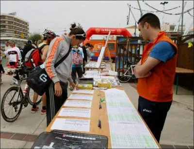 À quelles catégories d'épreuve une licenciée "cadette compétition" a-t-elle accès ?