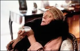 Dans quel film interprète-t-elle la comtesse Constance de Trentham ?