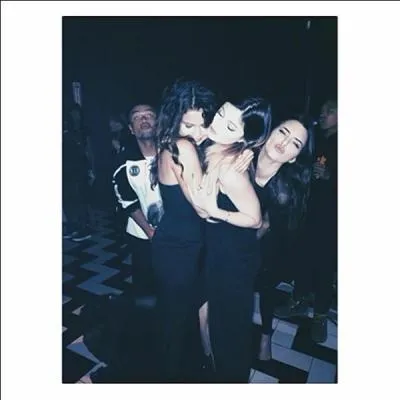 Sa mère, pour elle, est...