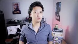 Qui est ce membre de la Why Tea Fam ?