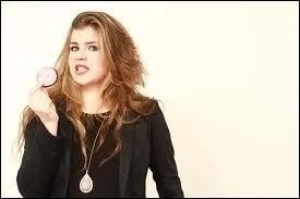 Qui est ce membre de la Why Tea Fam ?