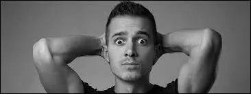 Qui est ce membre de la Why Tea Fam ?