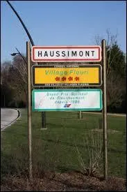 Nous entrons dans Haussimont. Commune champardennaise, elle se situe dans le département ...